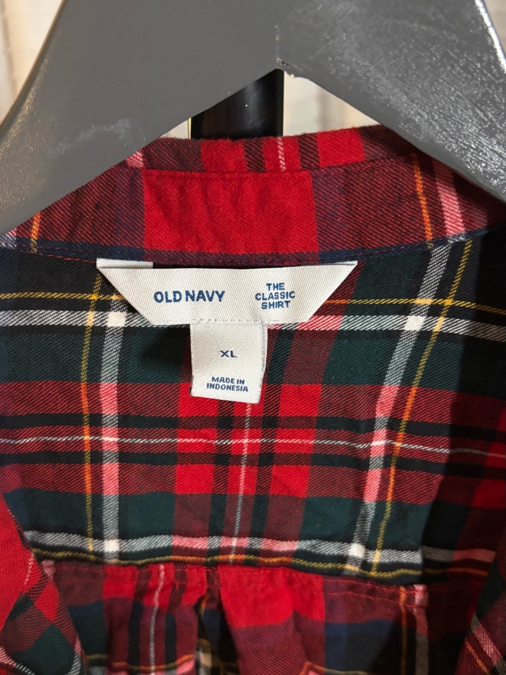 Old Navy Red and Navy Plaid Button-Front Women's Shirt - Picture 2 of 2